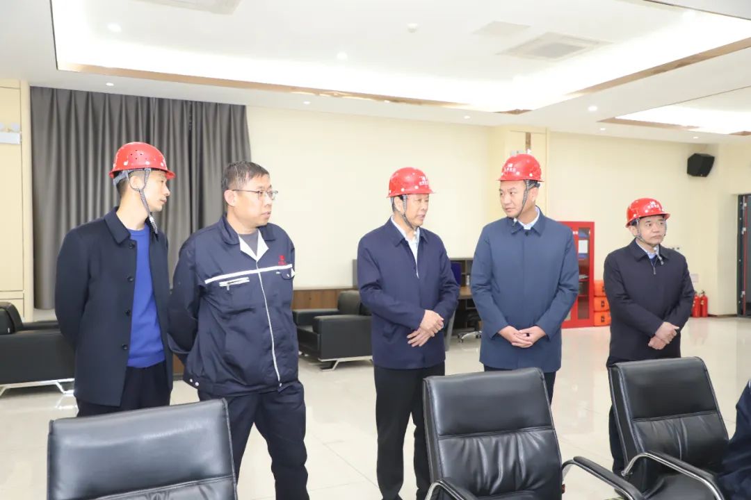 苏琦深入宏达集团调研优化营商环境工作